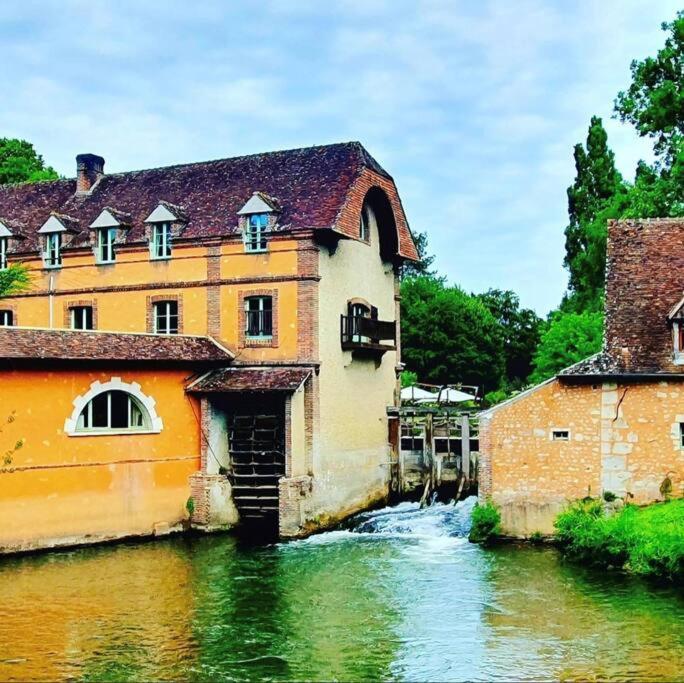 Maison De Charme En Pleine Nature Saint-Germain-des-Grois 外观 照片
